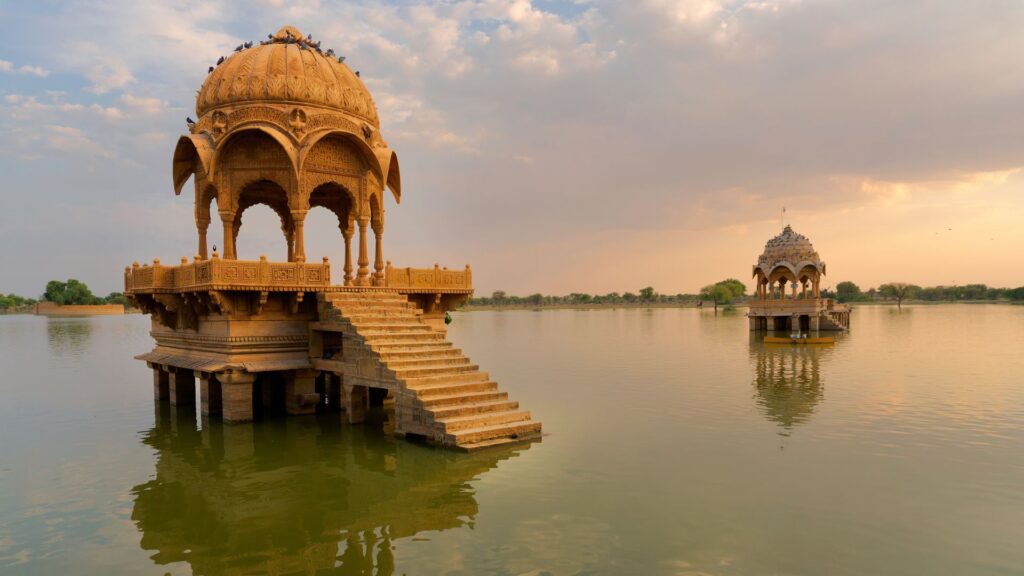 Gadisar Lake